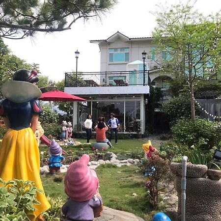 花蓮 達芙妮花園民宿 Ji'an Buitenkant foto